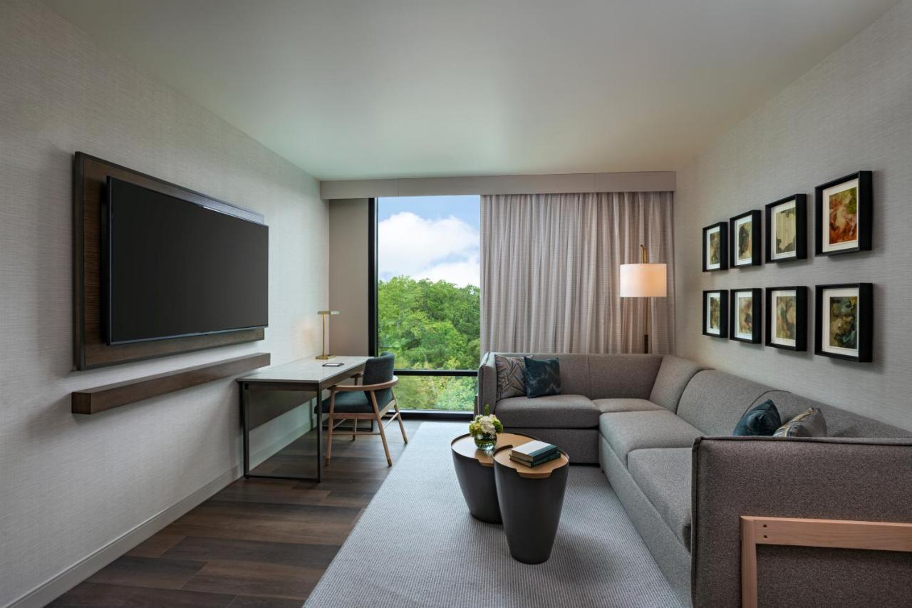 Hyatt Regency Conroe Hotel Exterior foto