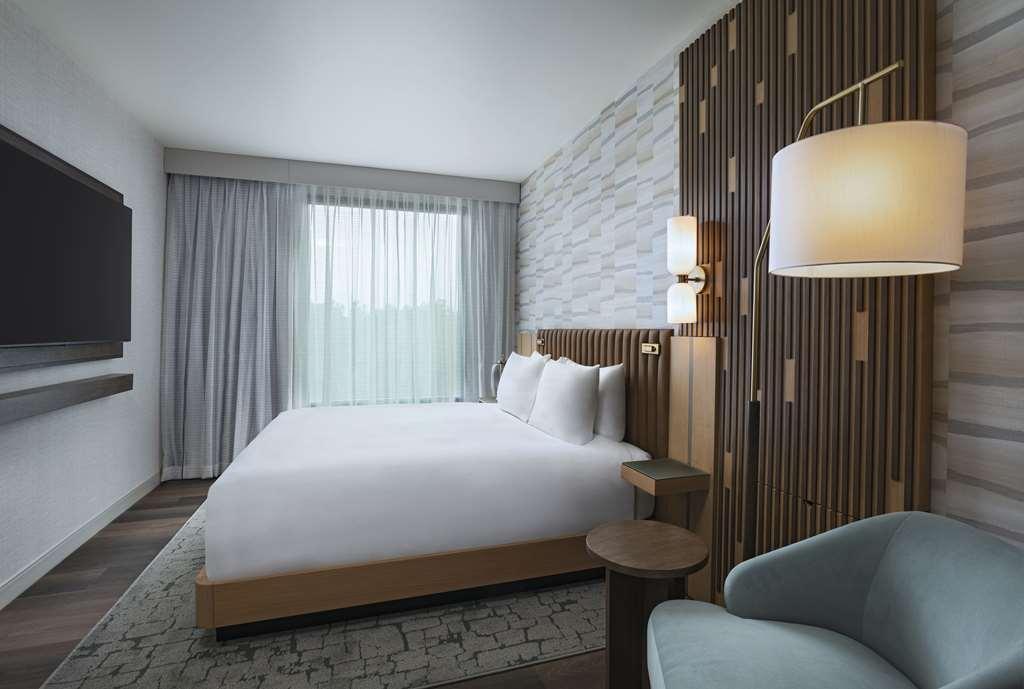 Hyatt Regency Conroe Hotel Quarto foto